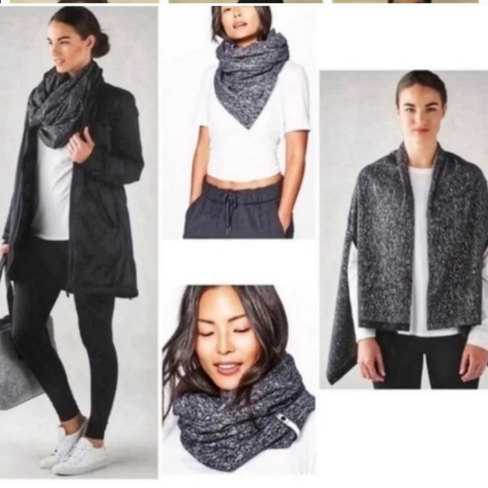 Lululemon Vinyasa Snap‎ Convertible Scarf in Black and White Stripe